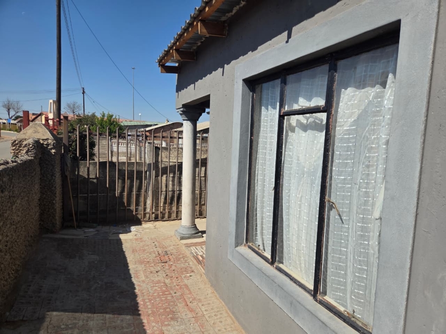 5 Bedroom Property for Sale in Rocklands Free State